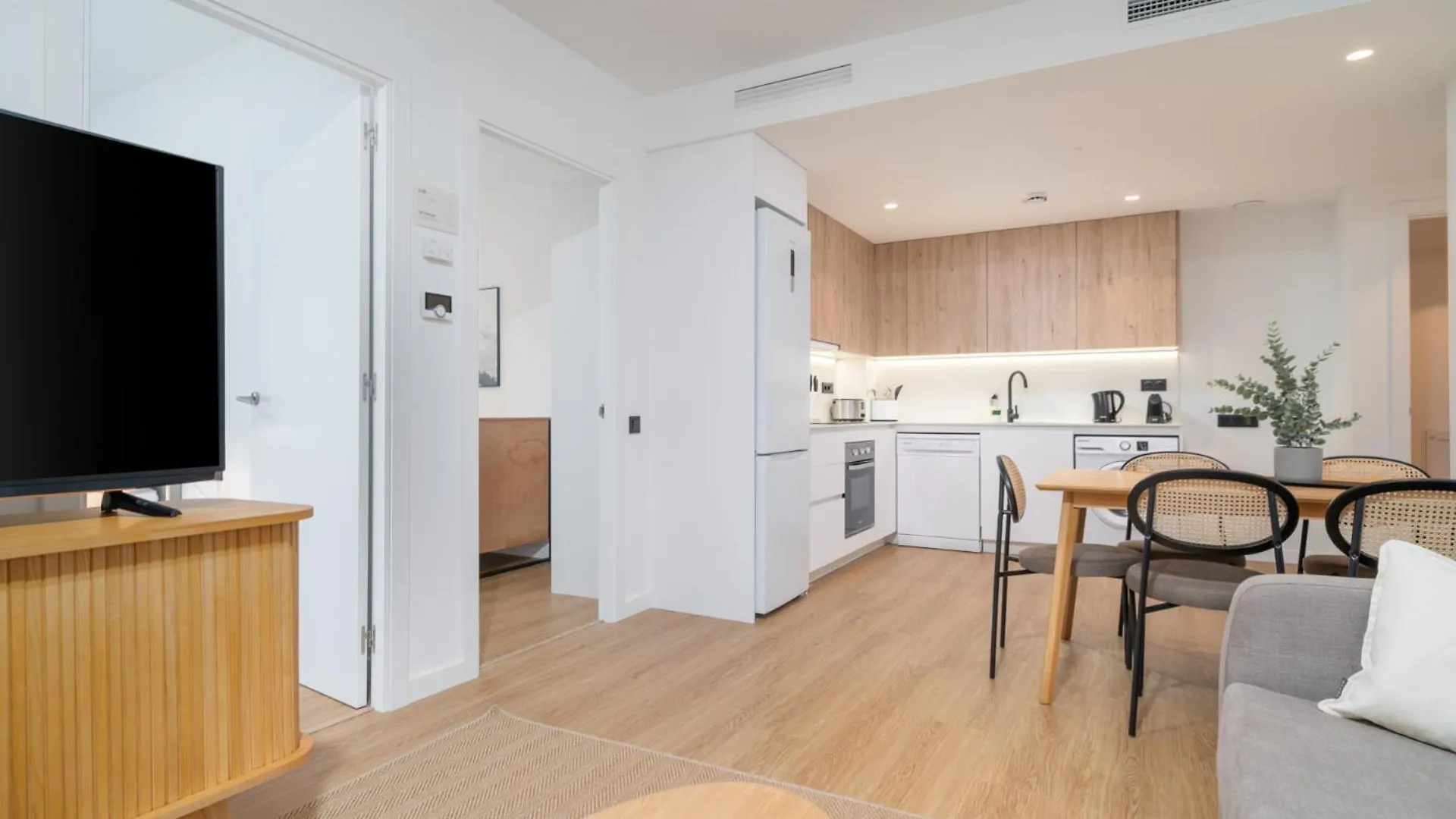 Limehome Barcelona Placa Pirineus L'Hospitalet de Llobregat Appartement