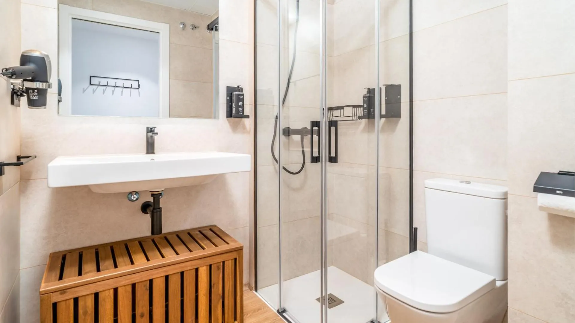 Appartement Limehome Barcelona Placa Pirineus L'Hospitalet de Llobregat